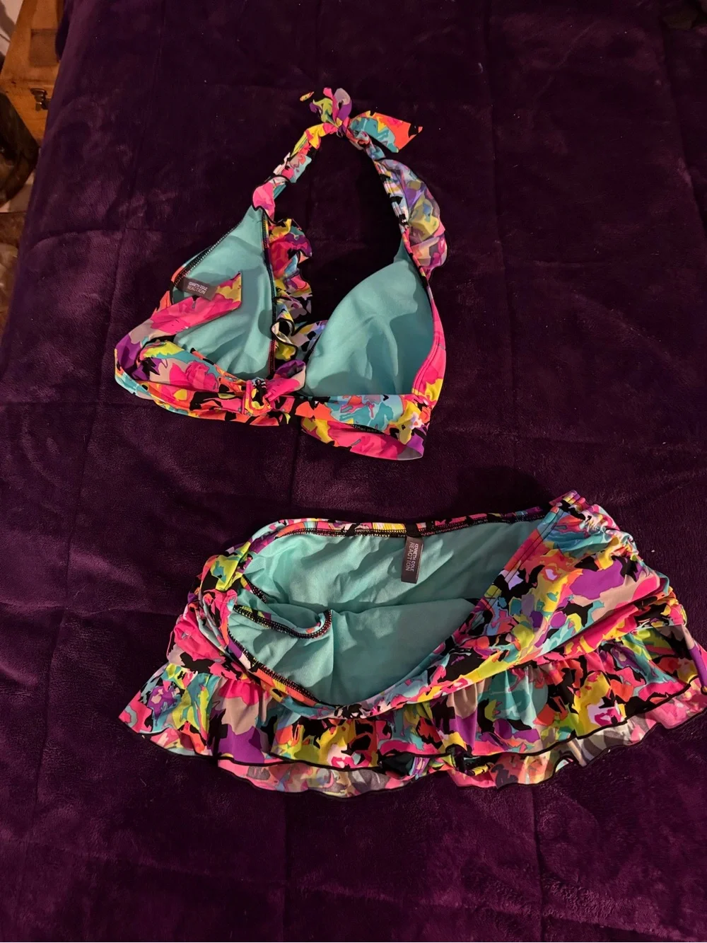 Kenneth Cole Reaction Teal Swimwear with Multicolor Trim - Picture 6 of 9